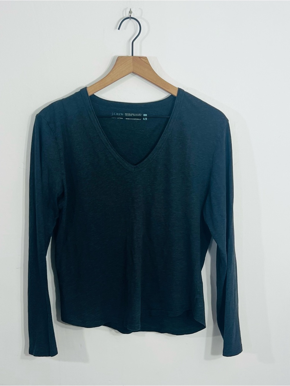 J.Crew Classic Long Sleeve Pullover Gray V Neck Knit Tee Everyday Layering Piece